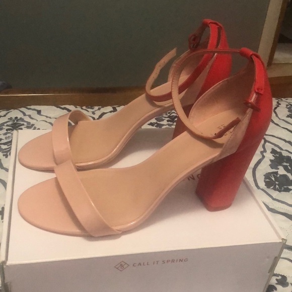 Sandals - Picture 2 of 3